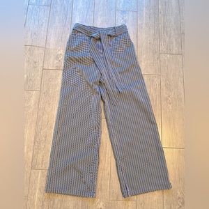 A New Day wide leg pant. Size Small